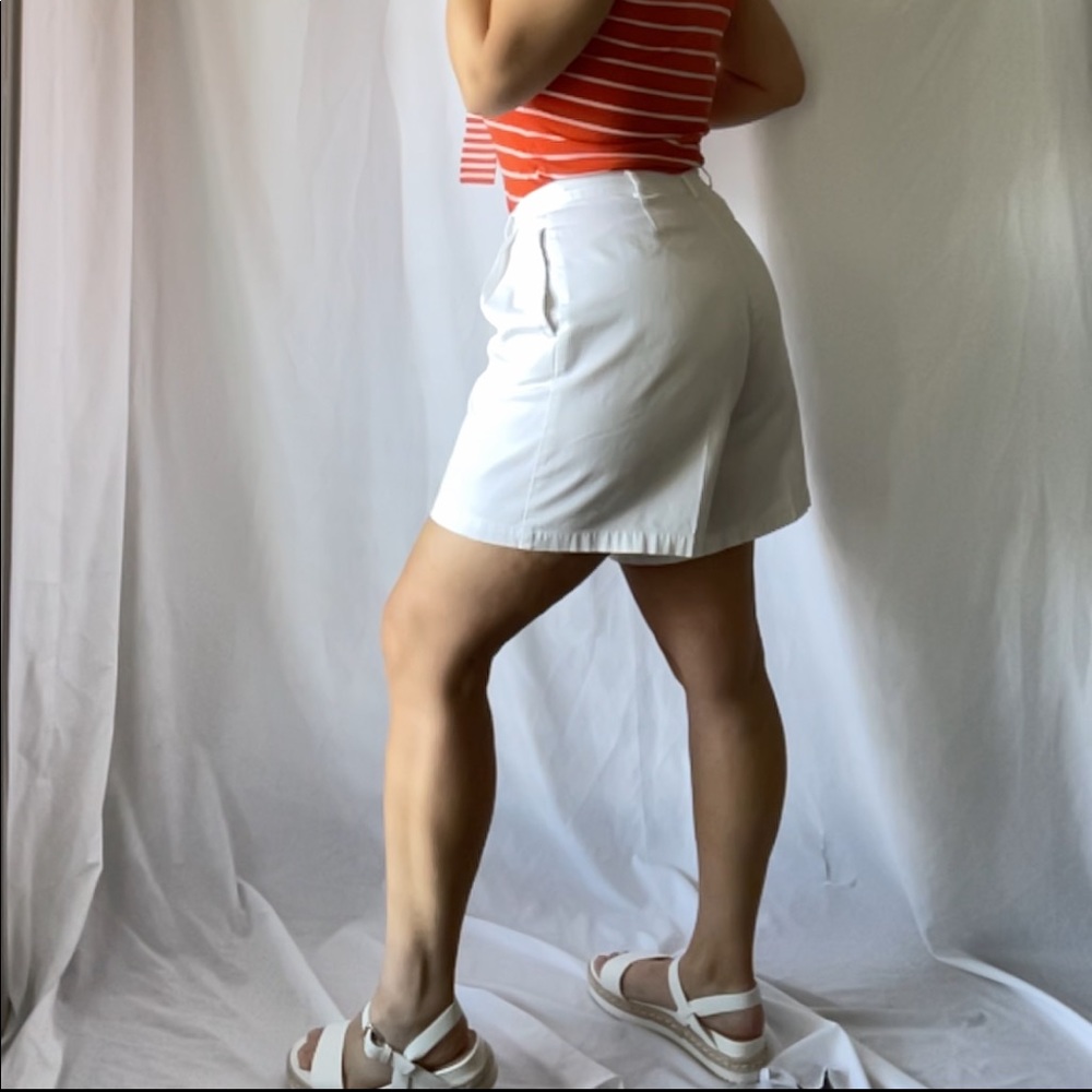 Vintage Y2K White “mom” Shorts